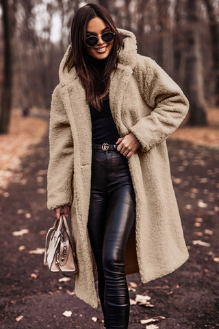 Bella | Chaqueta de borreguito de moda con capucha para mujer