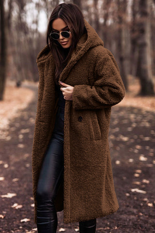 Bella | Chaqueta de borreguito de moda con capucha para mujer