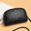 Elegancia pura de Vivienne | Bolso bandolera con relieve de cocodrilo