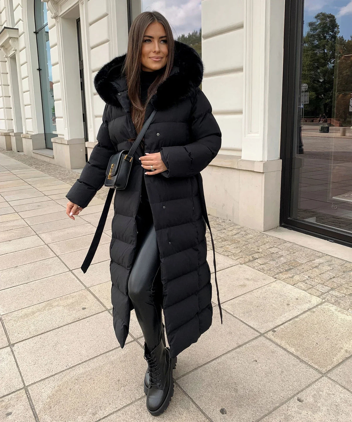 Chaqueta acolchada de invierno con cinturón para mujer