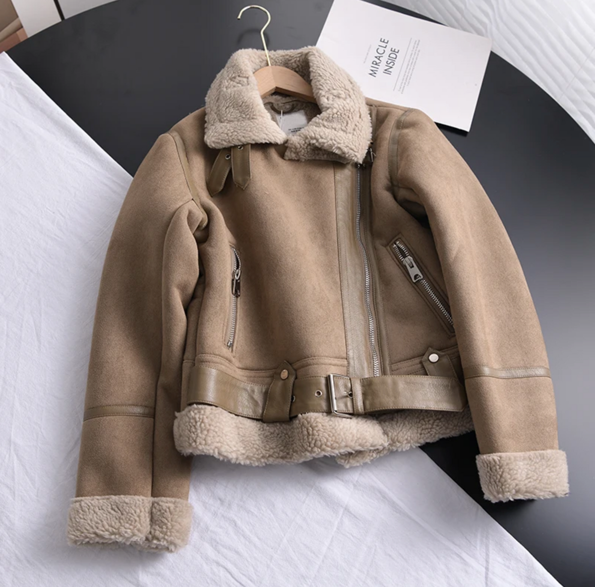 Antonia | Chaqueta cálida de ante entallada para mujer