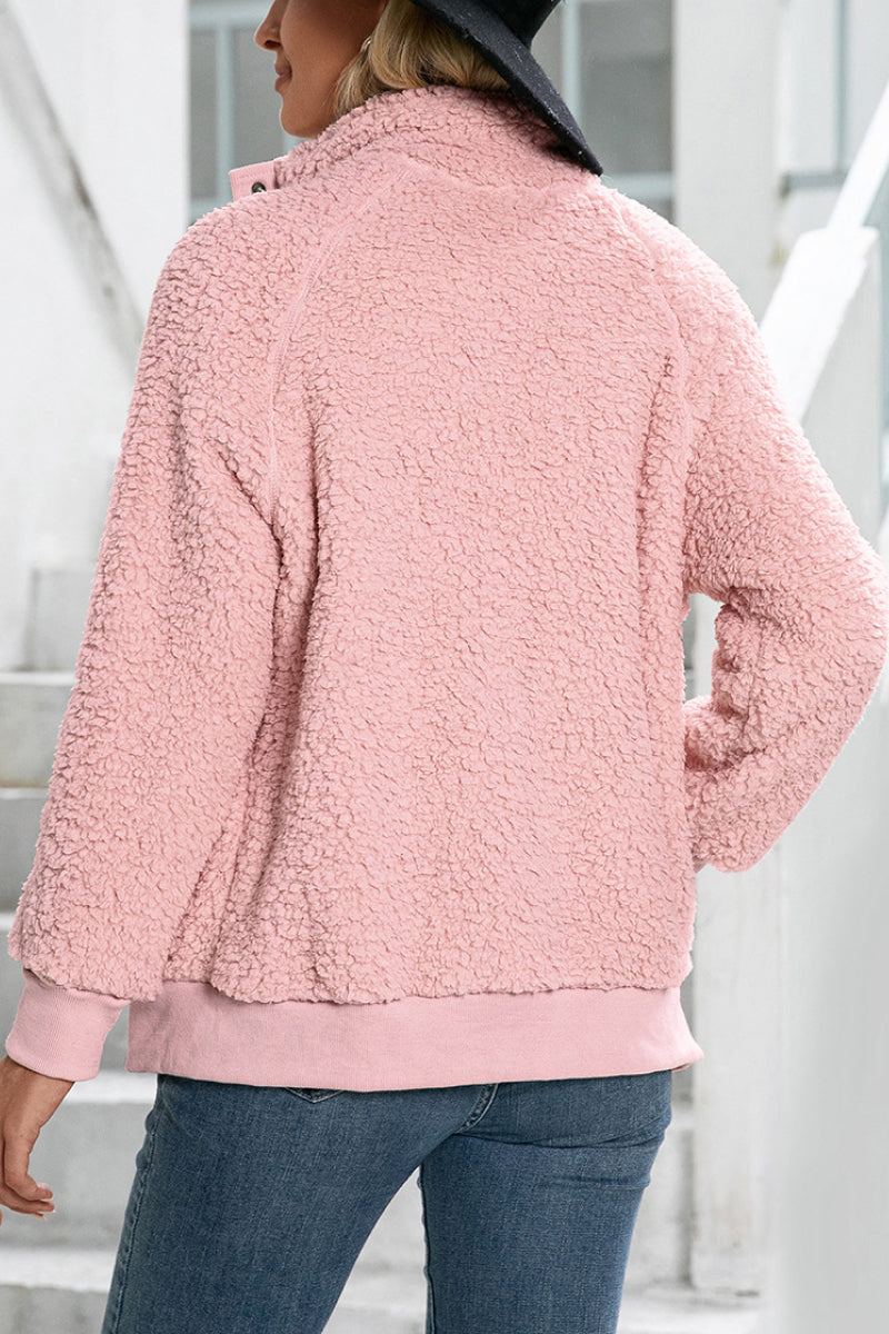 Edith | Chaqueta suave de borreguito de manga larga con botones para mujer
