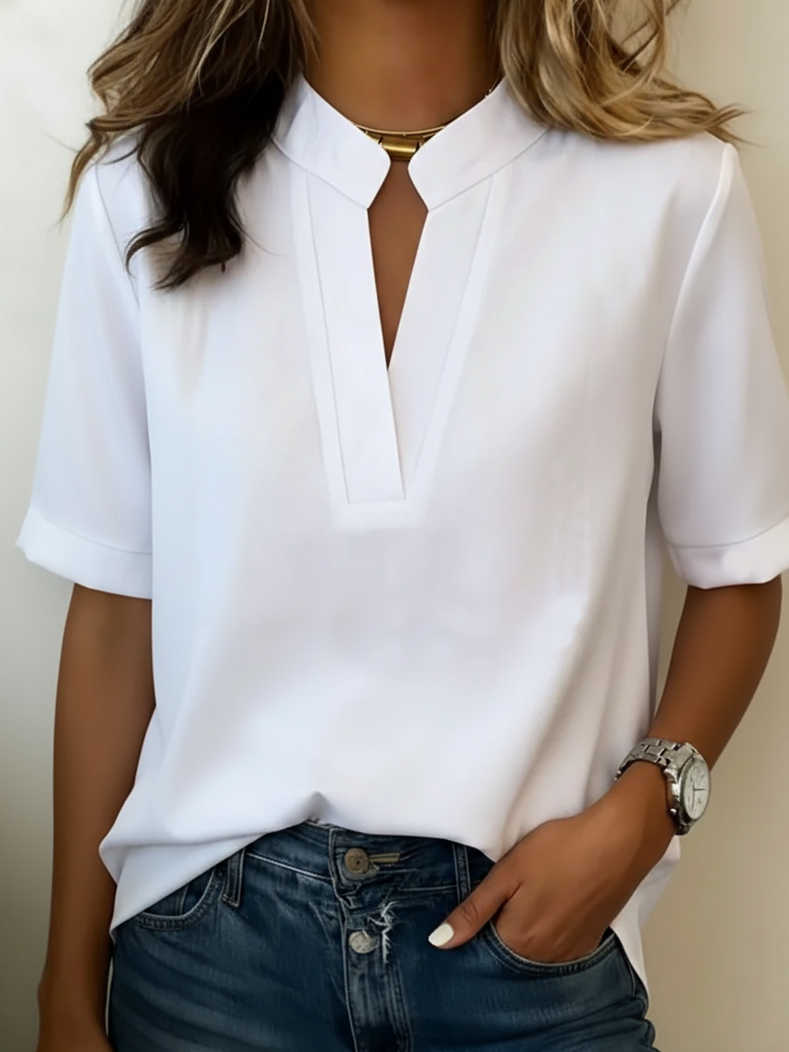 Lucía™ | Blusa Elegante con Cuello en V y Detalle Dorado