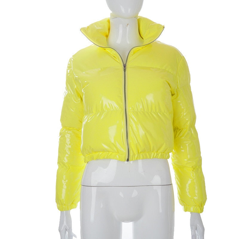 Chaqueta corta acolchada de invierno para mujer
