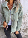 Marian | Chaqueta de borreguito de moda para otoño con botones para mujer