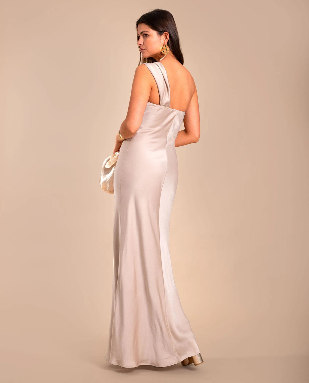 VESTIDO BELLA · BEIGE