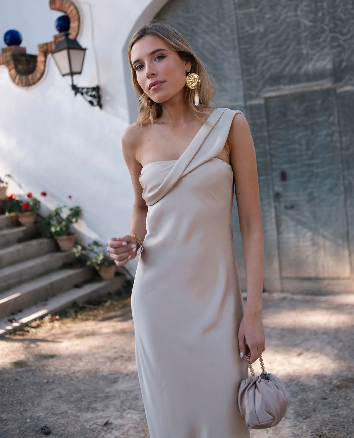 VESTIDO BELLA · BEIGE