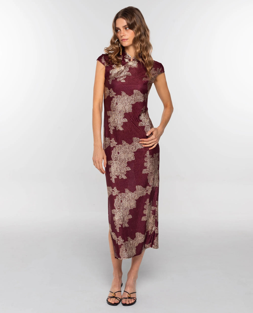 VESTIDO BLOOM · BURDEOS