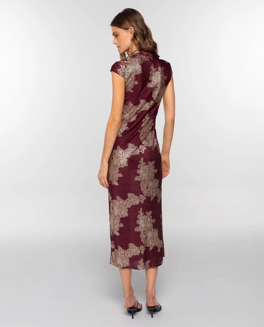VESTIDO BLOOM · BURDEOS