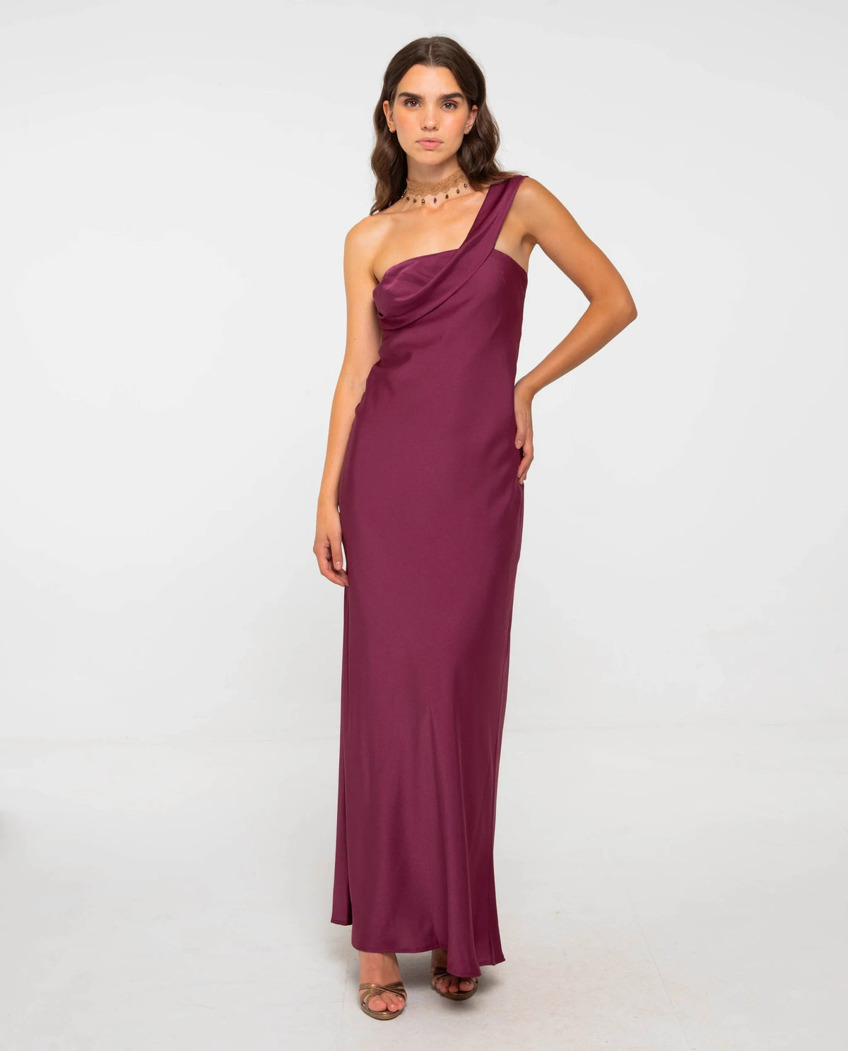 VESTIDO BELLA · CIRUELA