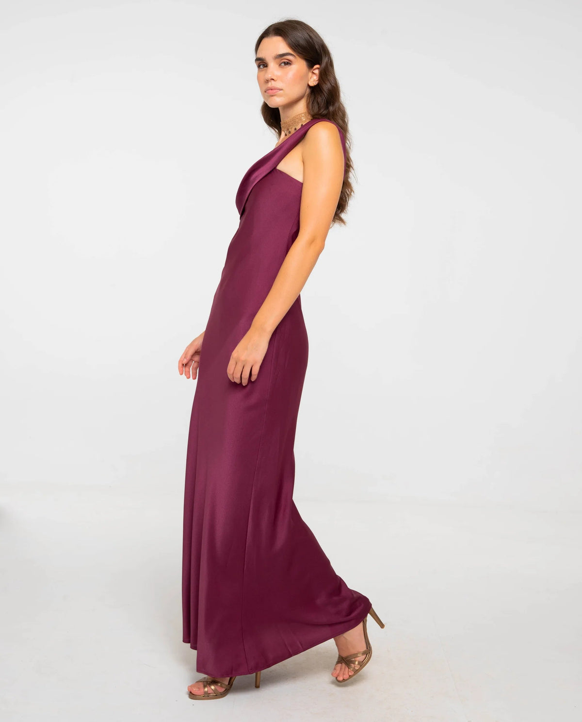 VESTIDO BELLA · CIRUELA