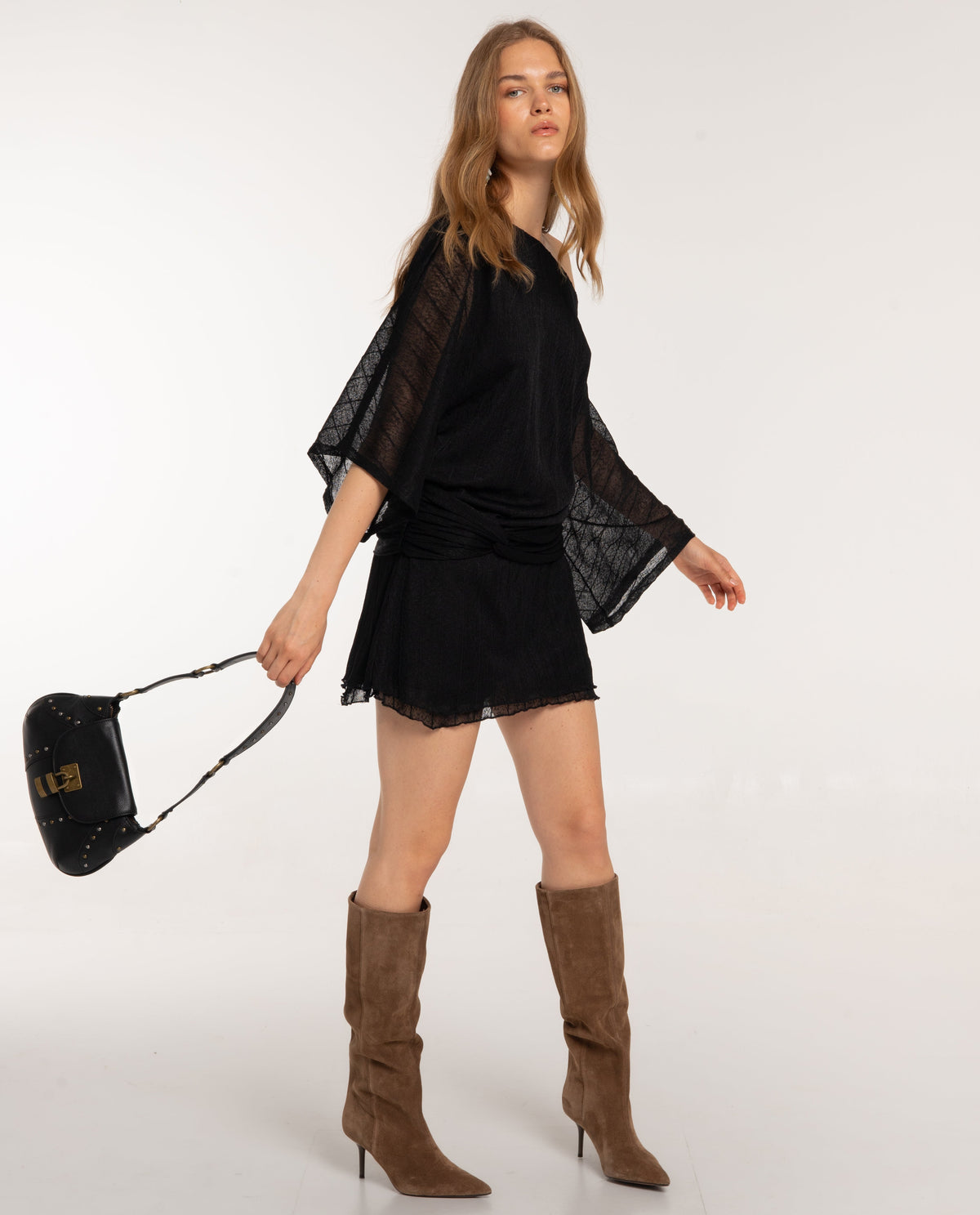VESTIDO REAL · NEGRO